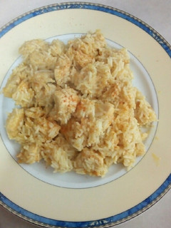 Una foto de Pollo con curry, leche de coco y arroz basmati