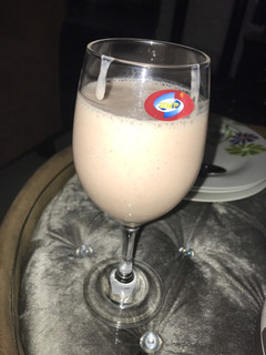 A picture of Strawberry and banana milkshake.