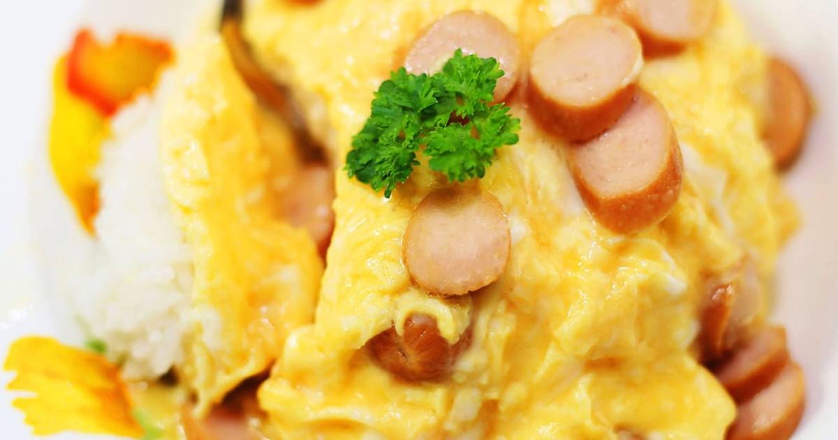 สูตร ข้าวไข่ข้นไส้กรอก โดย อาหารและขนม บ้านน้องซาแมนต้า - Cookpad