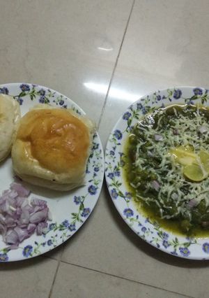 A picture of Green Pavbhaji.