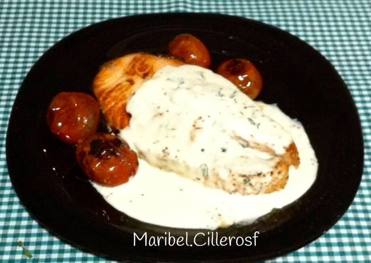 Salmón fresco con salsa de nata