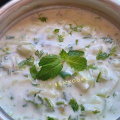 A picture of Cucumber Raita.
