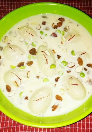 A picture of Bread Rasmalai.
