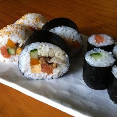 A picture of Maki-zushi.