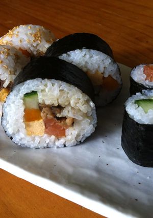 A picture of Maki-zushi.