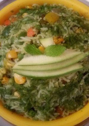 A picture of Hariyali pulav.