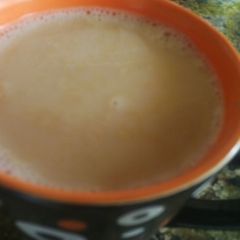 A picture of Cardamon tea.