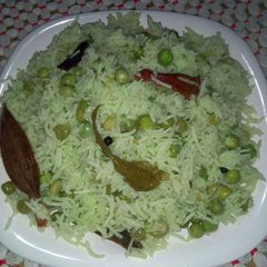 A picture of Matar Pulao.