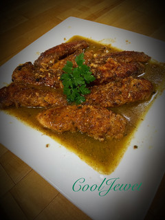 A picture of Maryann’s Chicken in Wine-Butter Sauce.
