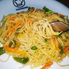 A picture of Veg chowmein.