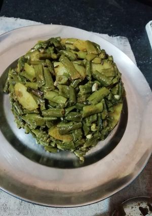 A picture of Beans dry veg.