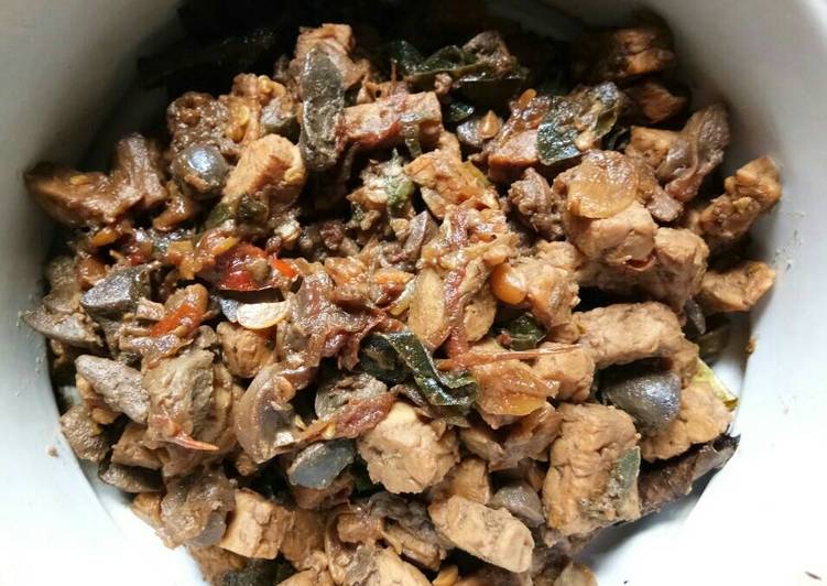 Resep Oseng Tempero(tempe,rempelo ati) Lombok ijo yang Bikin Ngiler
