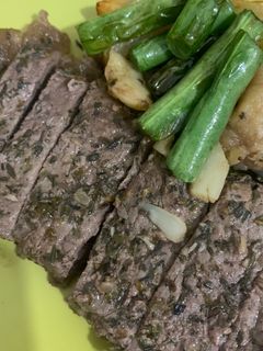Foto resep Sirloin Steak ala Dapur Manda