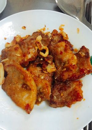 Hình của món Thịt chiên tỏi ớt.