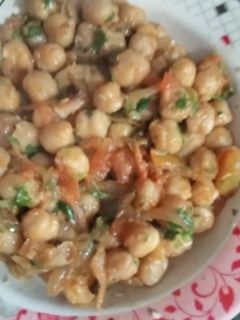 छोले मसाले (chole masale recipe in Hindi) रेसिपी मुख्य फोटो