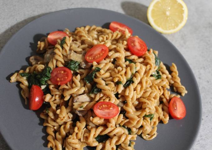 Creamy Mushroom Pasta