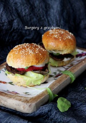Zdjęcie przepisu Burgery z grzybami.