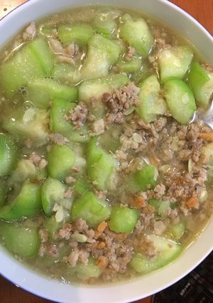 絞肉悶蝦米絲瓜 的食譜成品照片