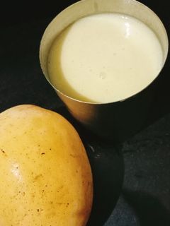 आमरस (aamras recipe in Hindi) रेसिपी मुख्य फोटो