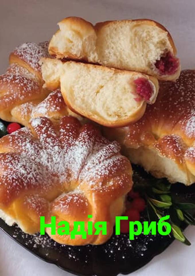 Булочки з начинкою