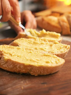 Foto de Pão de Alho com Delícias do Mar