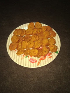 દુધી ના મુઠીયા (Dudhi Muthia Recipe In Gujarati) રેસીપી મુખ્ય ફોટો