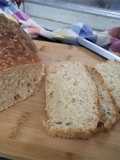 Pan artesanal con agua mineral s/gas y leche en polvo descremada