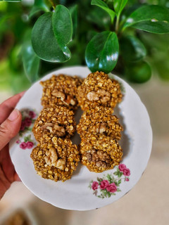 عکسی از دستور کوکی رژیمی پروتئینی خرما