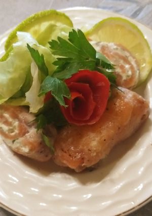 A picture of Salmon roll with white cheese and aromatic herbs😜😜👍👍.