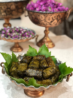 عکسی از دستور دلمه برگ مو
