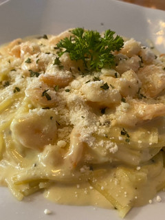 Una foto de Pasta en salsa de camarón