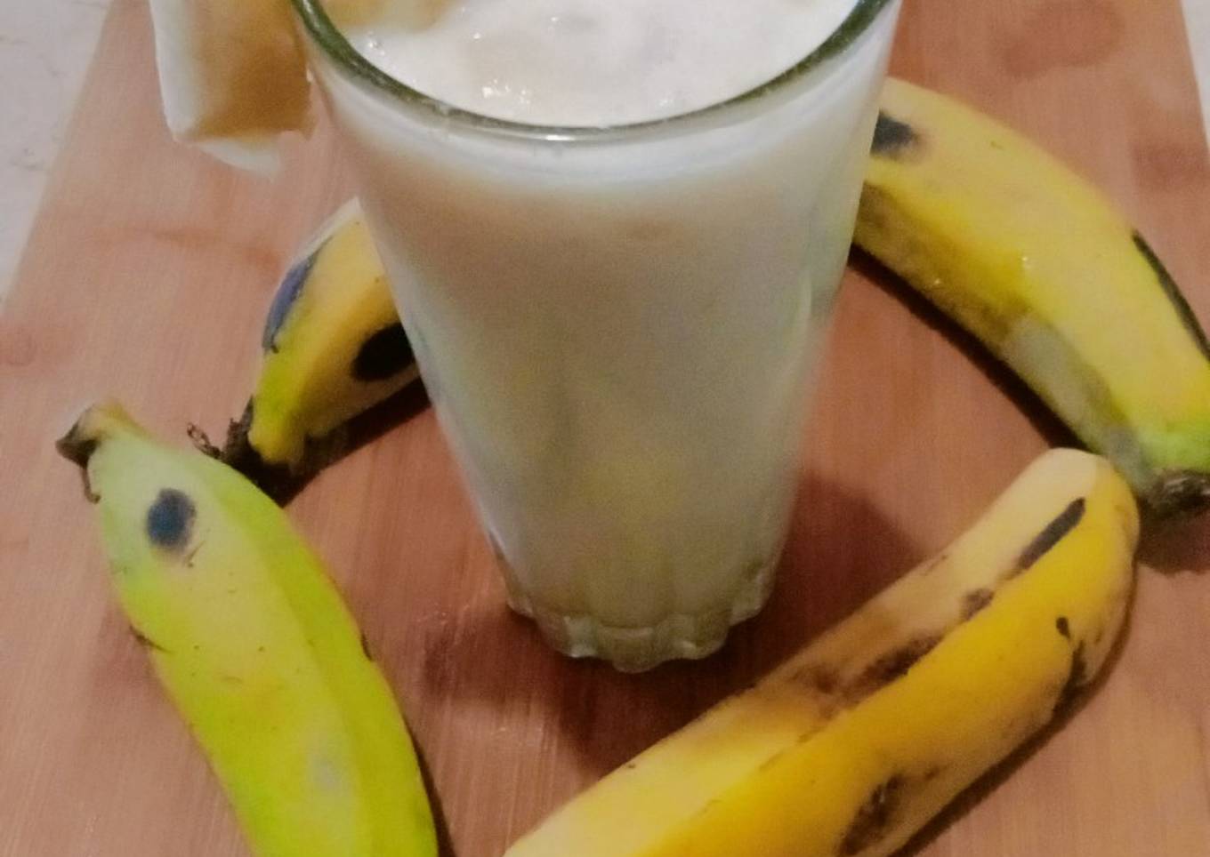 Creamy banana shake