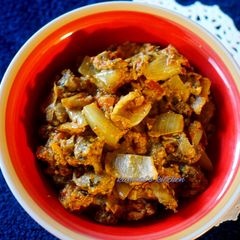 A picture of Mushroom do pyaza.