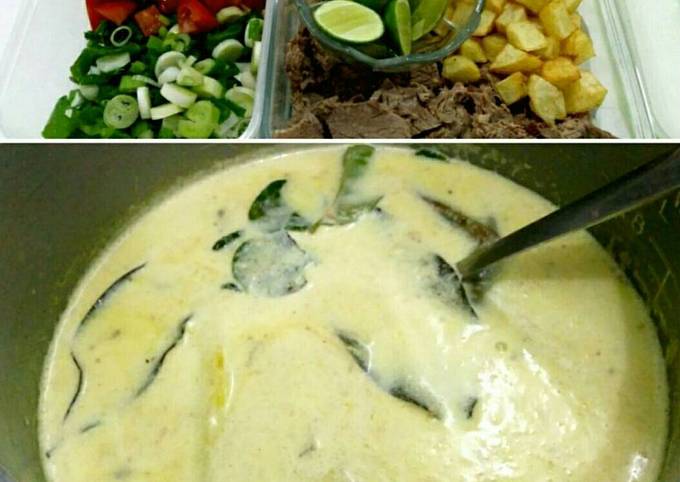 Soto Betawi kuah susu