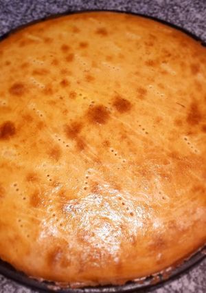 Una foto de Empanada gallega en masa estilo brioche