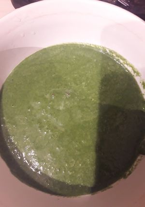 Une photo de Velouté d'épinards aux amandes