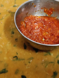 દૂધી અને મેથી ના થેપલા (Dudhi Methi Thepla Recipe In Gujarati) રેસીપી મુખ્ય ફોટો