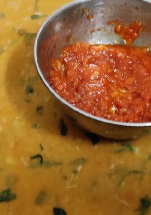 દૂધી અને મેથી ના થેપલા (Dudhi Methi Thepla Recipe In Gujarati) રેસીપી મુખ્ય ફોટો