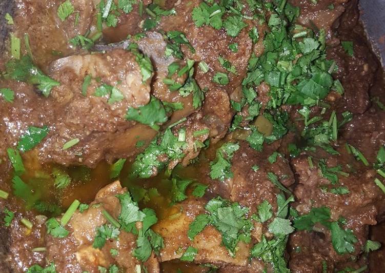 Beef karahi (kali mirch wali)