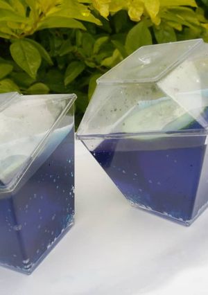 A picture of Blue Hawaiii.