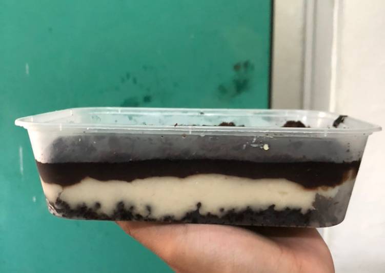 Dessert oreo coklat leleh