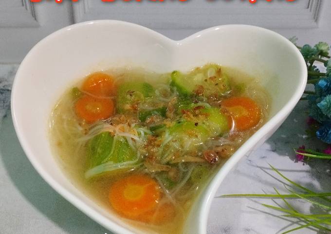 Resep Sop Bening Oyong 👩🏻‍🍳 Oleh Bunda Almira Cookpad