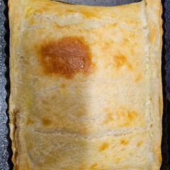 A picture of Ham & Cheese Puff.