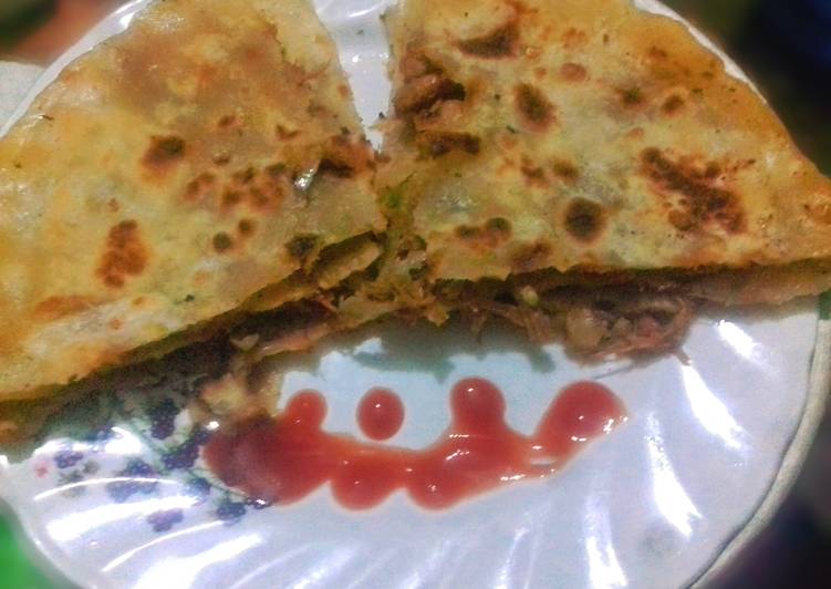 Stuffed Gosht Parantha