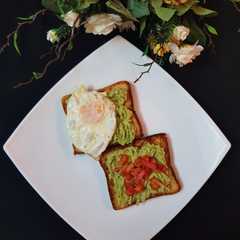 A picture of Avocado toast || অ্যাভোকাডো টোস্ট.