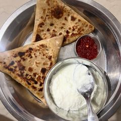 A picture of Green peas and paneer paratha.