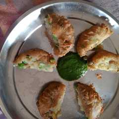 बटाटा बड़ा(batata vada recipe in hindi) রেসিপির প্রধান ছবি