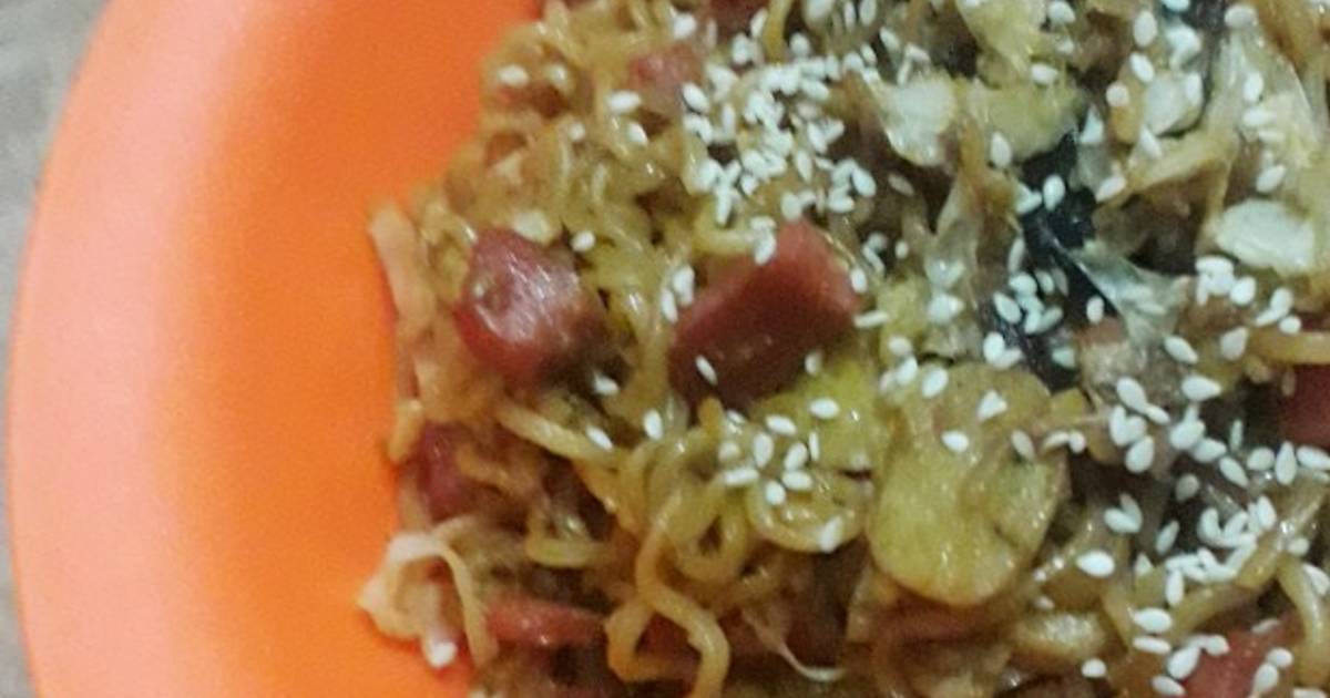 Resep Mie Goreng Ala Restoran Oleh Ani Brilian - Cookpad