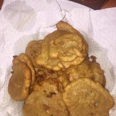 A picture of Akara.