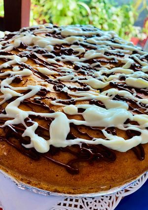 Una foto de 🥮TORTA DE CIRUELAS🥮🍒 (gotita de miel)🍒